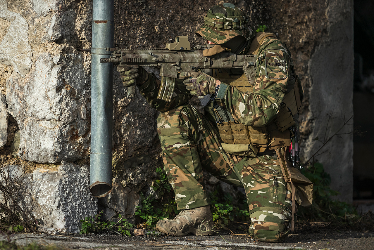 Get more info on tactical knee protection systems UF PRO